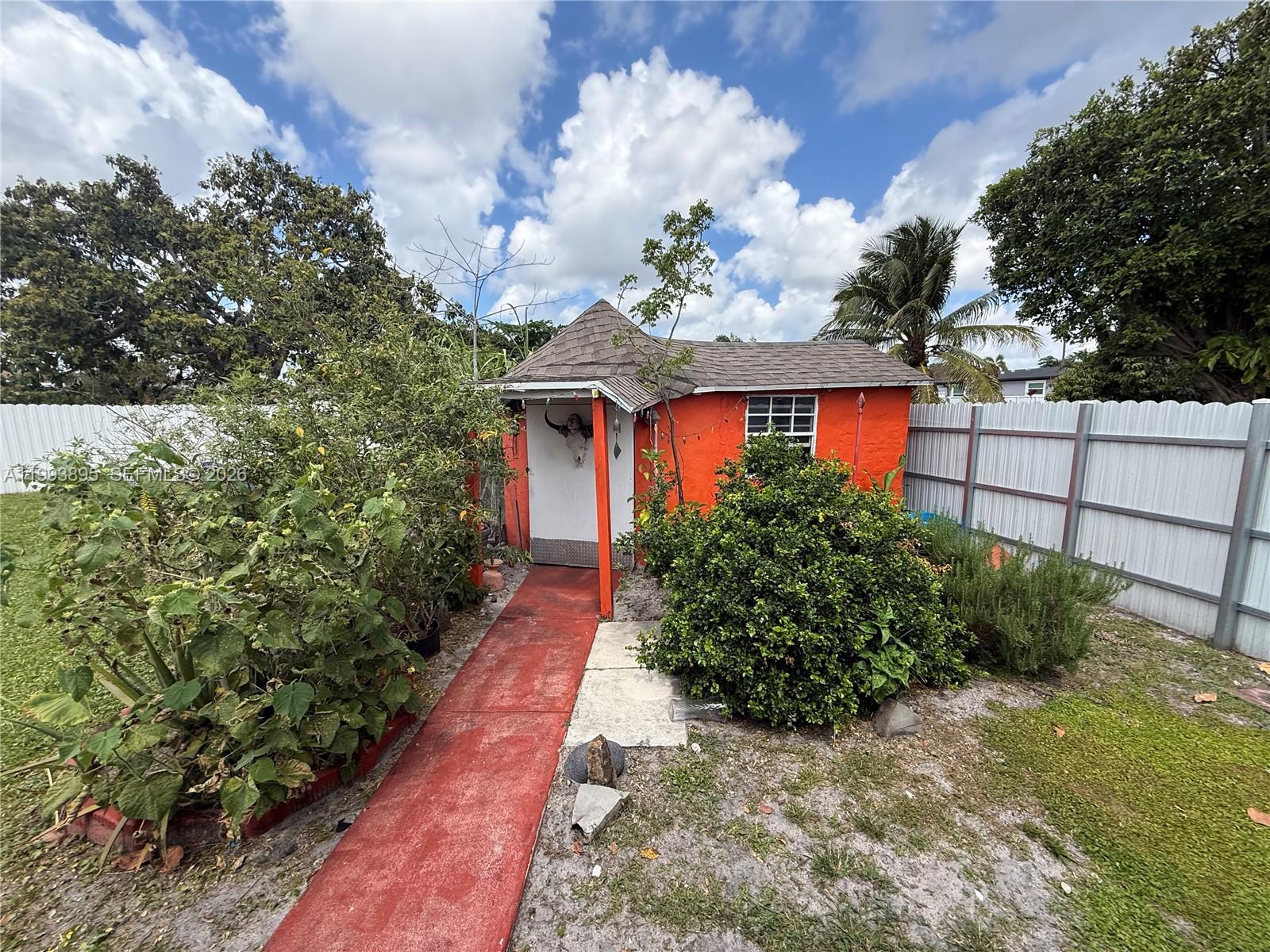 CAROL CITY PALMETTO PARK - Residential