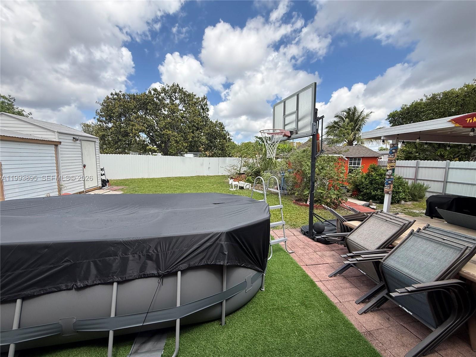 CAROL CITY PALMETTO PARK - Residential