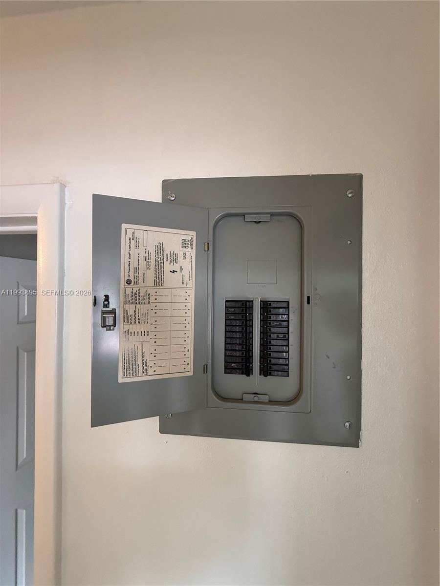 CAROL CITY PALMETTO PARK - Residential