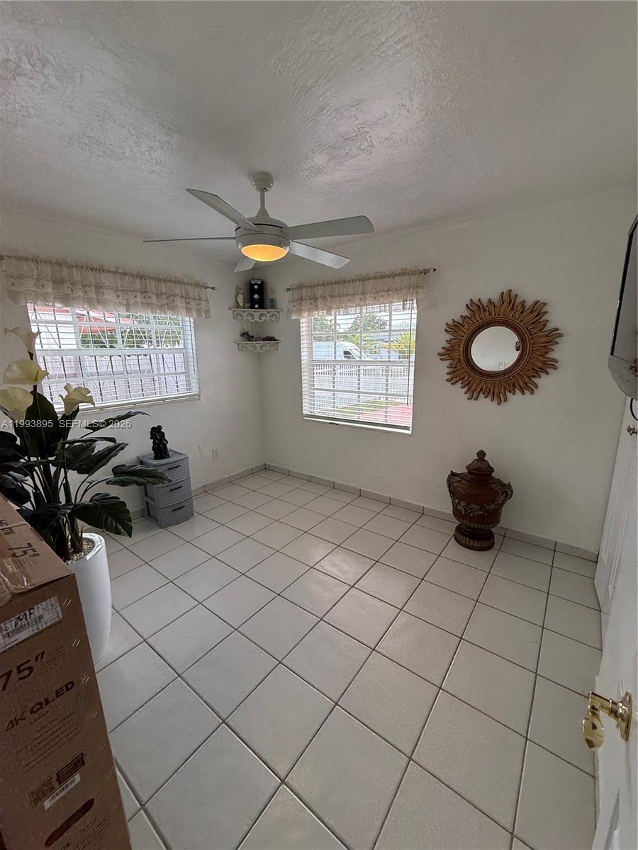 CAROL CITY PALMETTO PARK - Residential