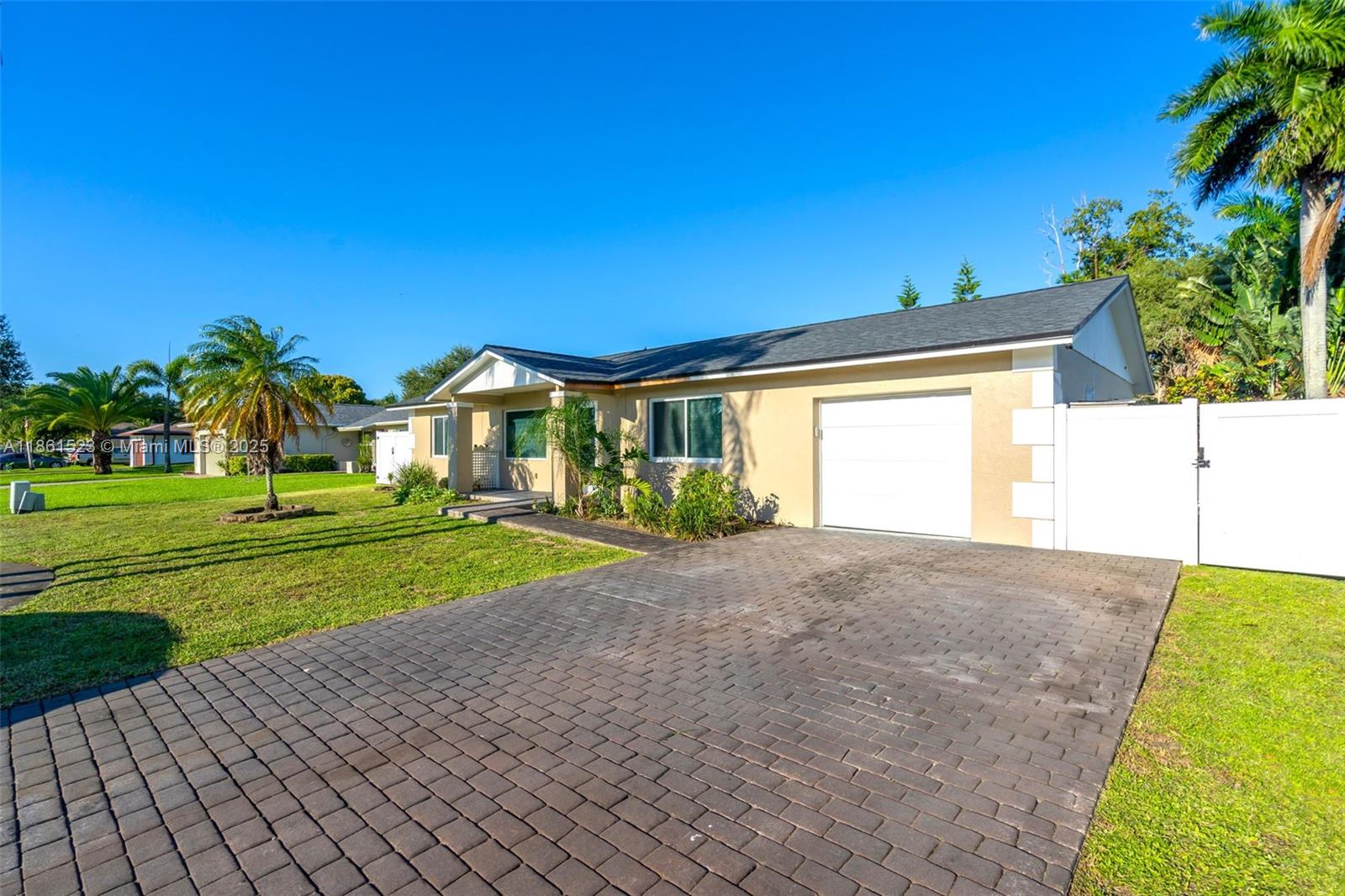 1120 SW 128th Dr