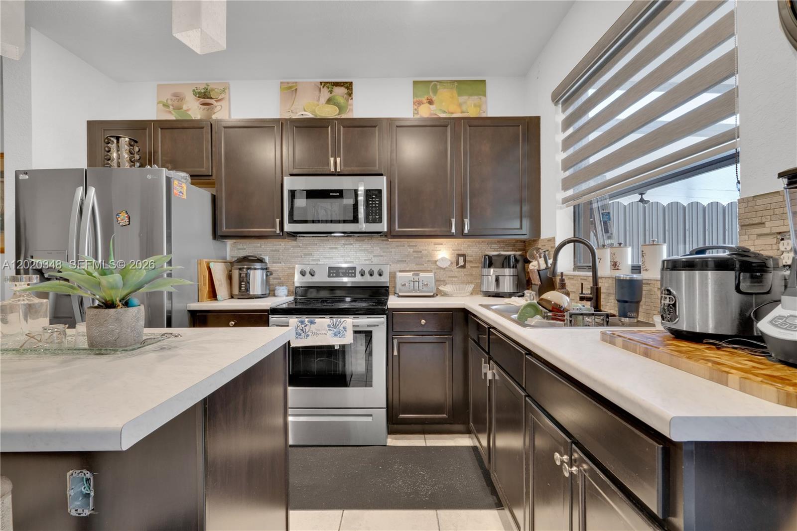 COCO PALM VILLAS - Residential