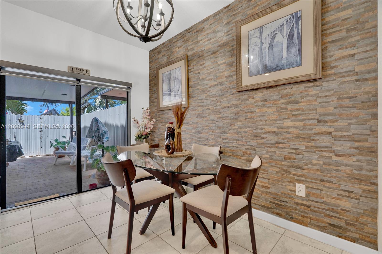 COCO PALM VILLAS - Residential