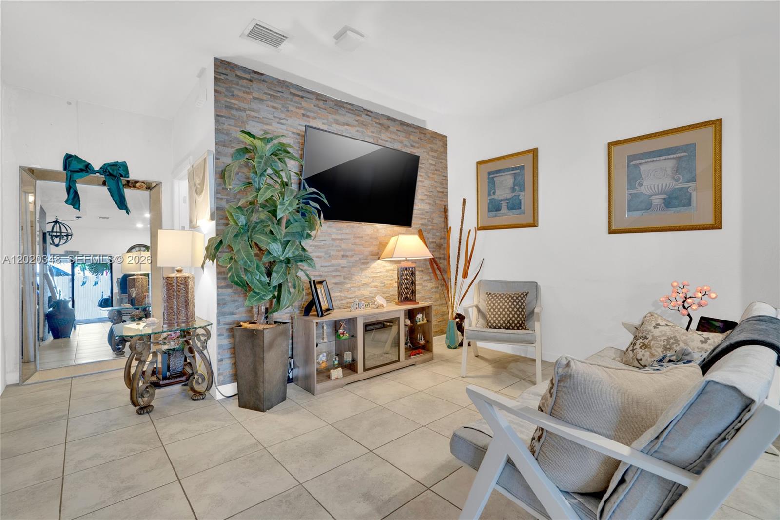 COCO PALM VILLAS - Residential