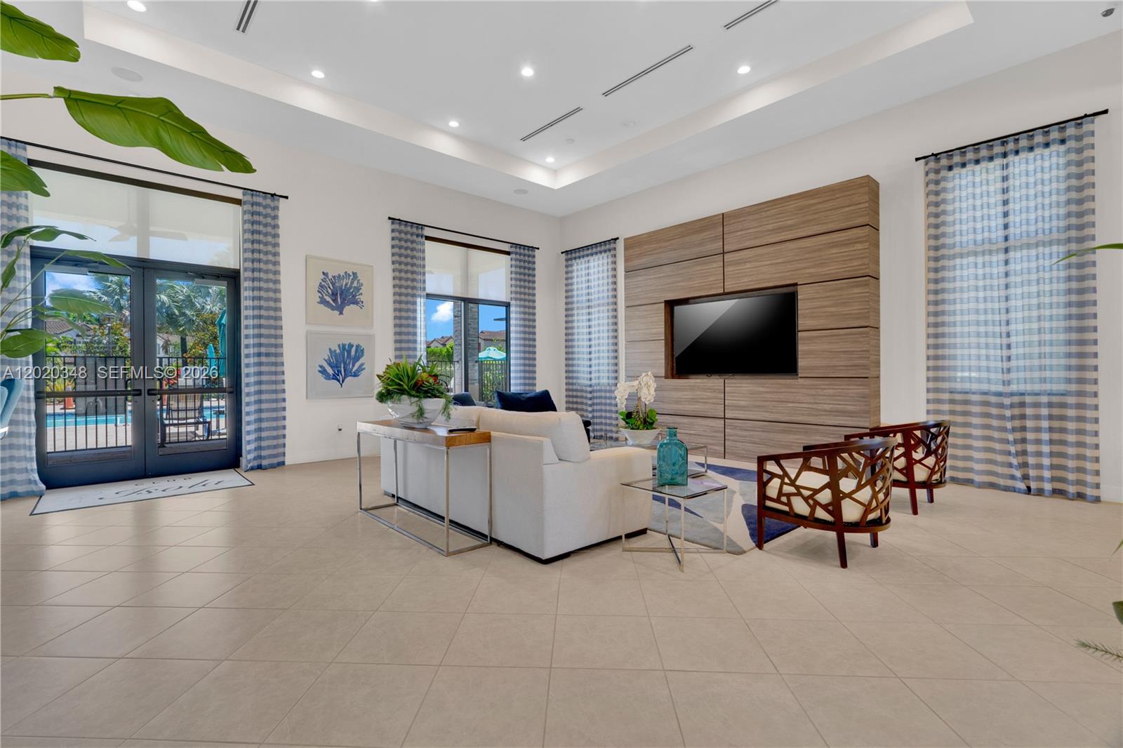 COCO PALM VILLAS - Residential