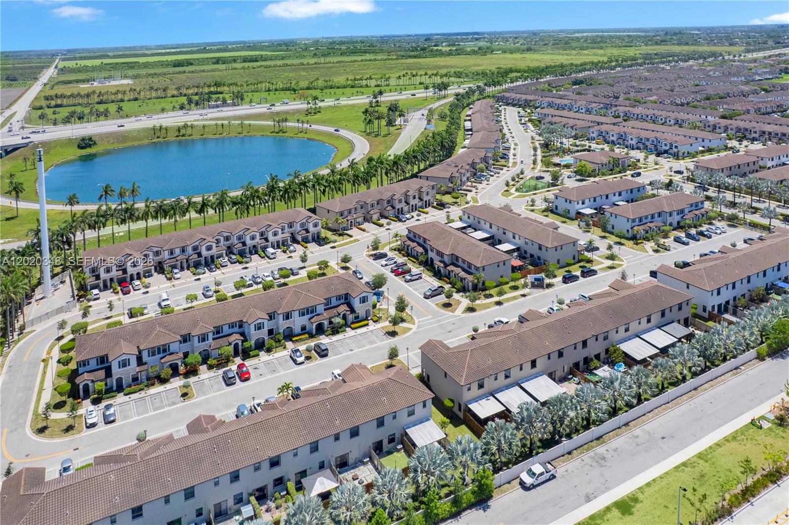COCO PALM VILLAS - Residential