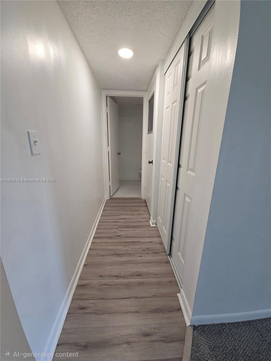 SHERWOOD SQUARE CONDOMINI - Residential Lease