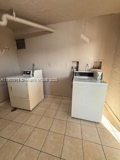 SHERWOOD SQUARE CONDOMINI - Residential Lease