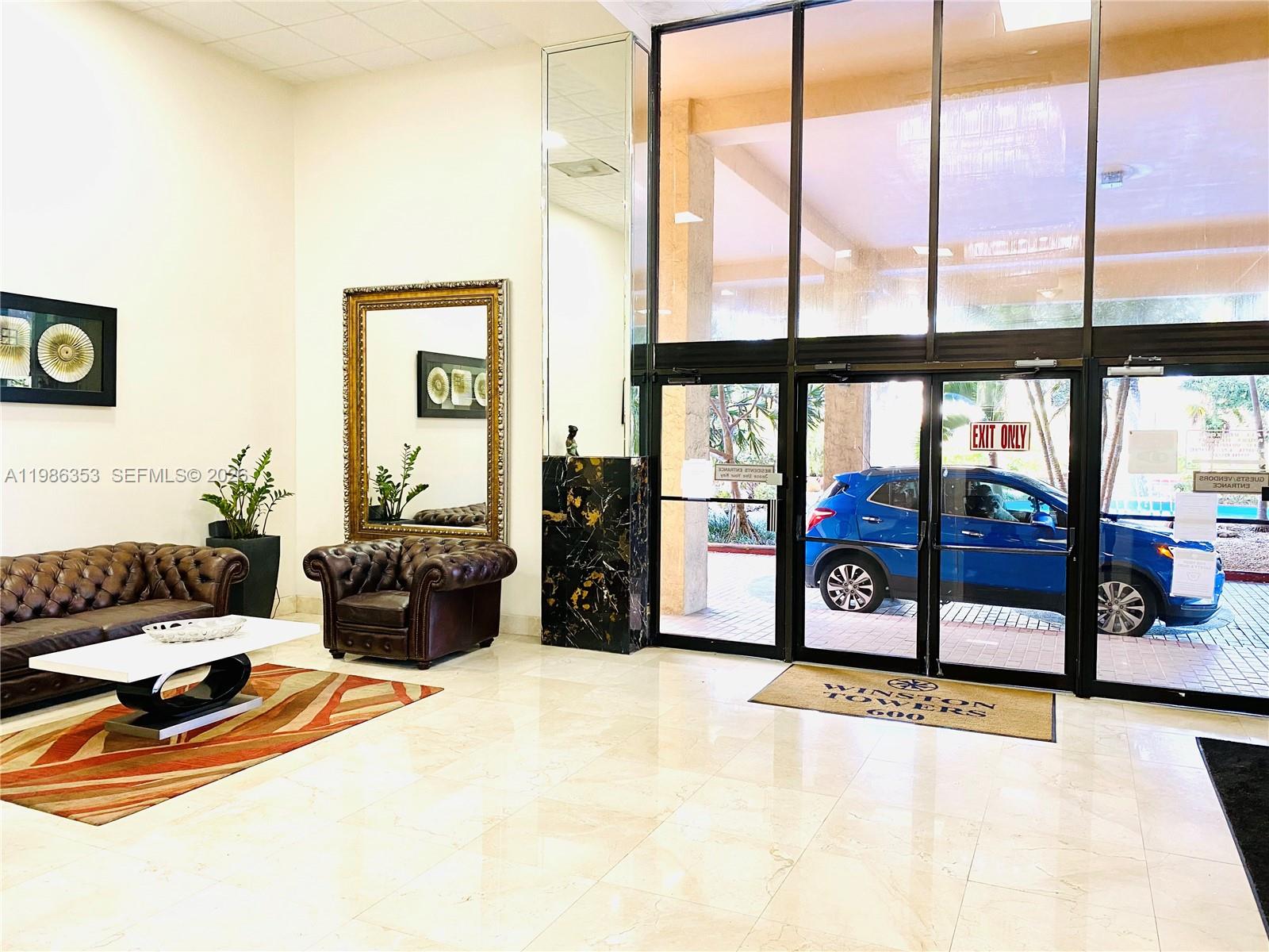 WINSTON TOWERS 600 CONDO - Residential Lease