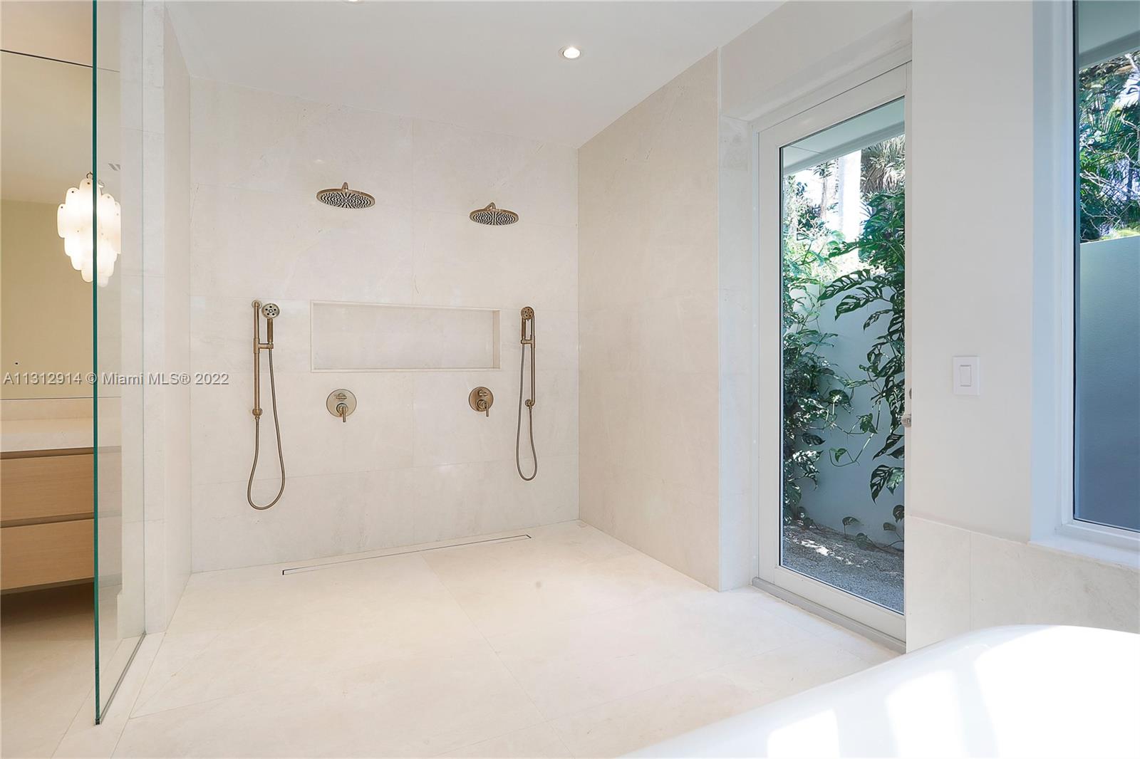 AVOCADO LAND CO SUB - Residential