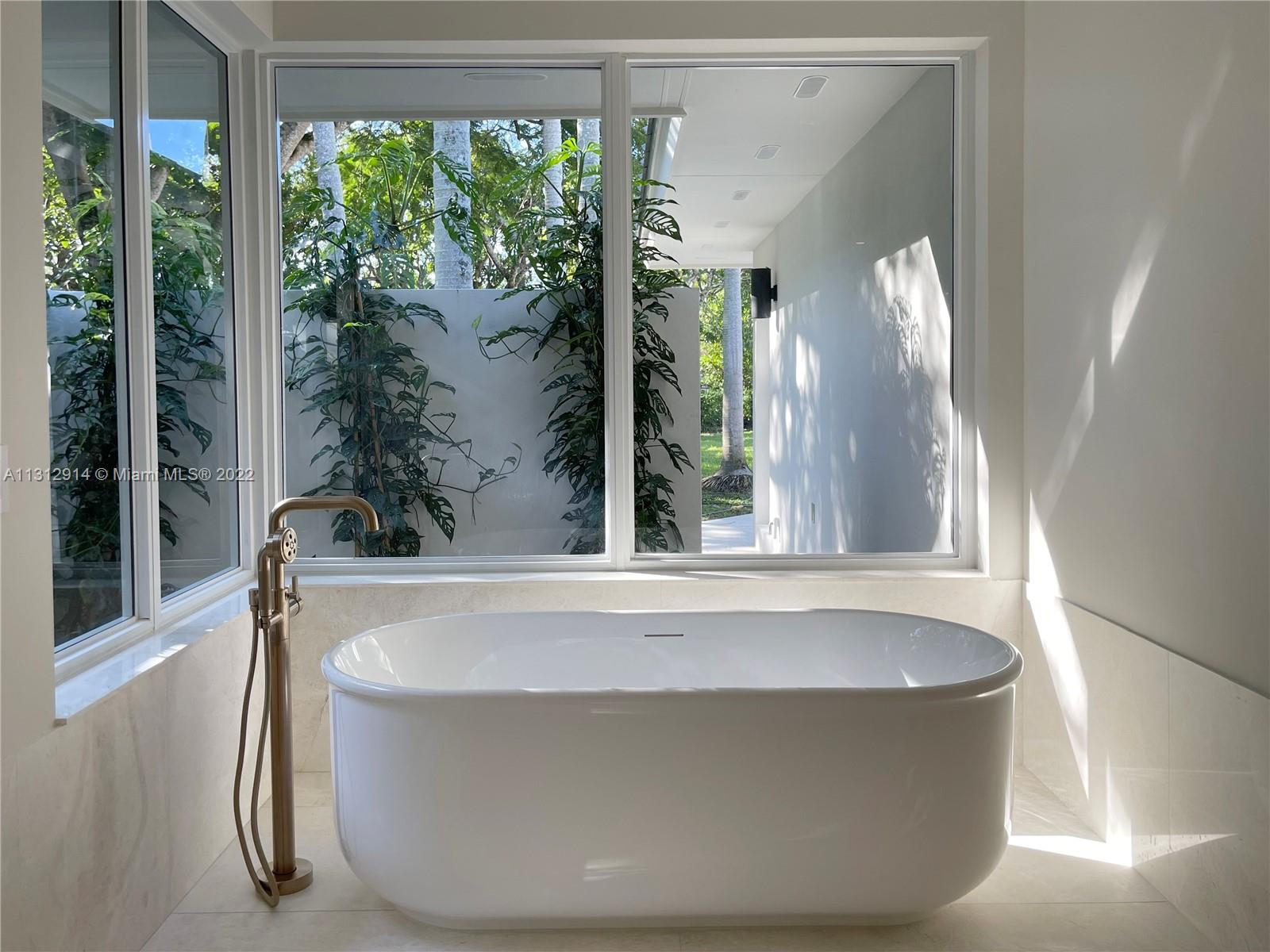 AVOCADO LAND CO SUB - Residential