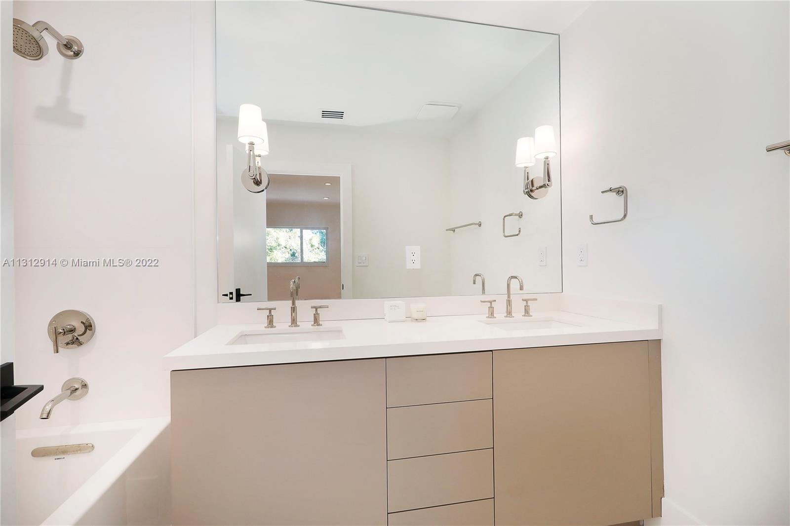 AVOCADO LAND CO SUB - Residential