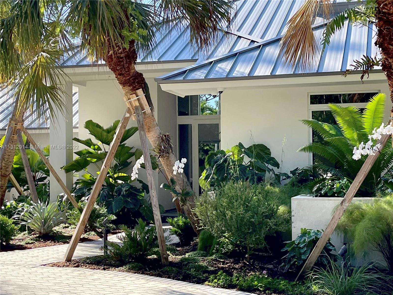 AVOCADO LAND CO SUB - Residential