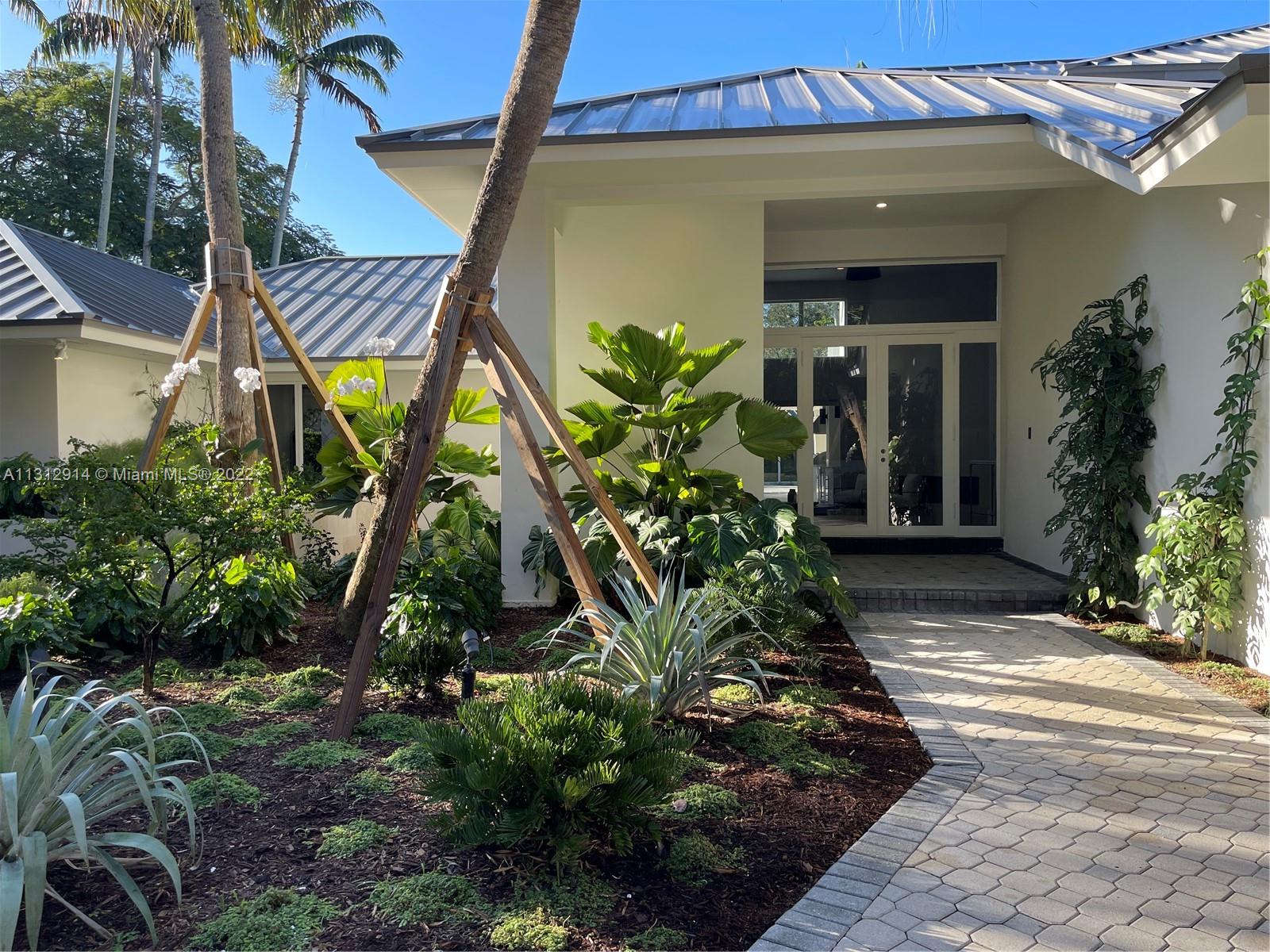 AVOCADO LAND CO SUB - Residential