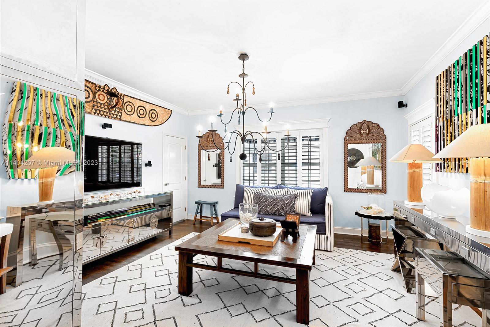 SHADOWLAWN - Residential