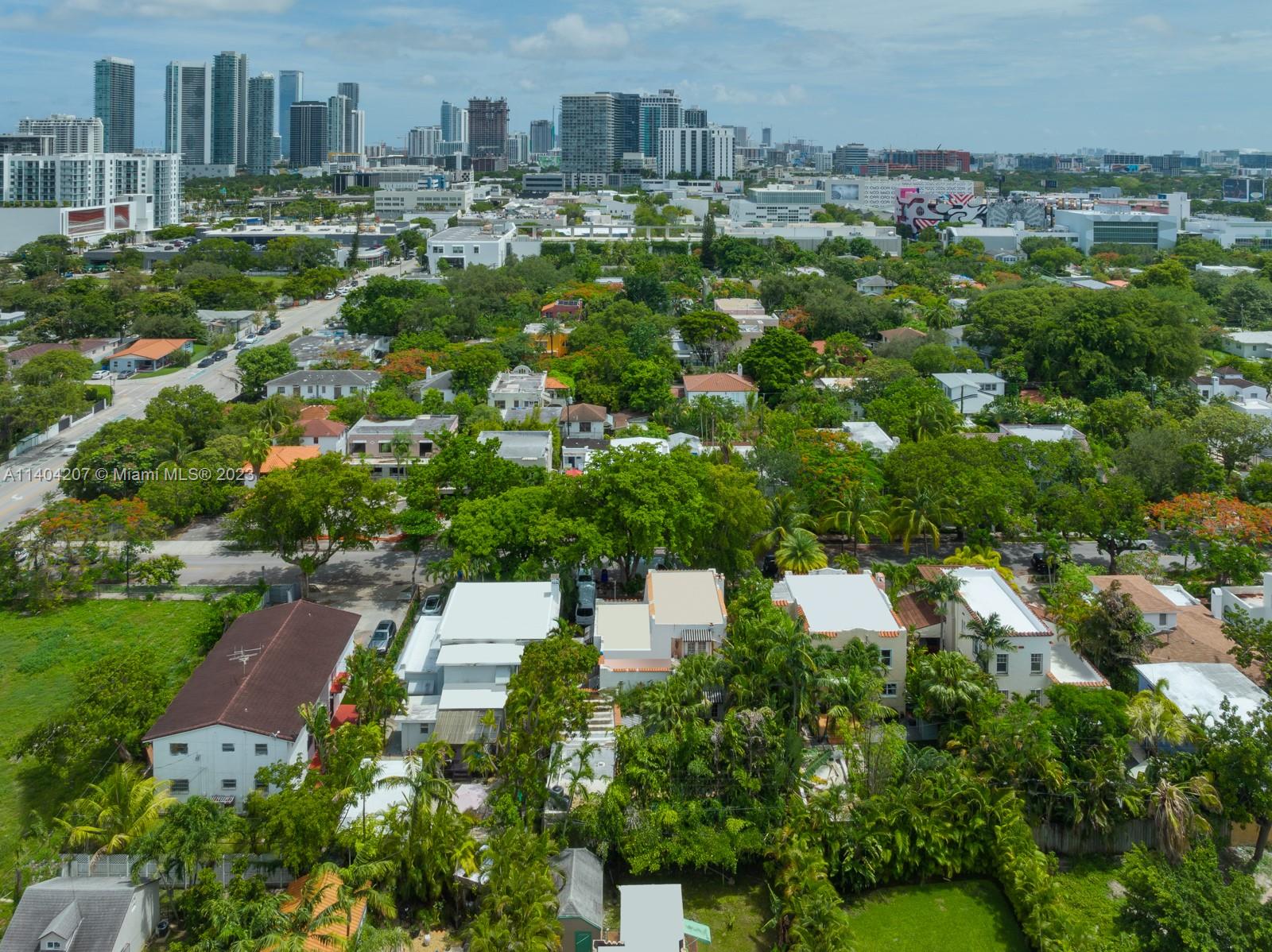 SHADOWLAWN - Residential