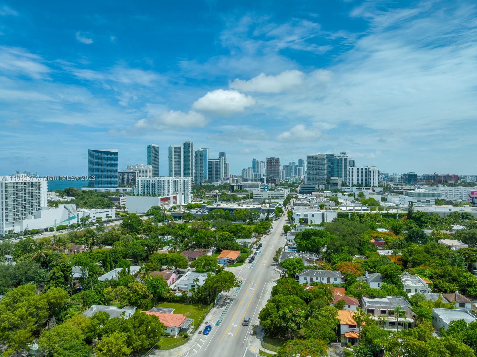 SHADOWLAWN - Residential