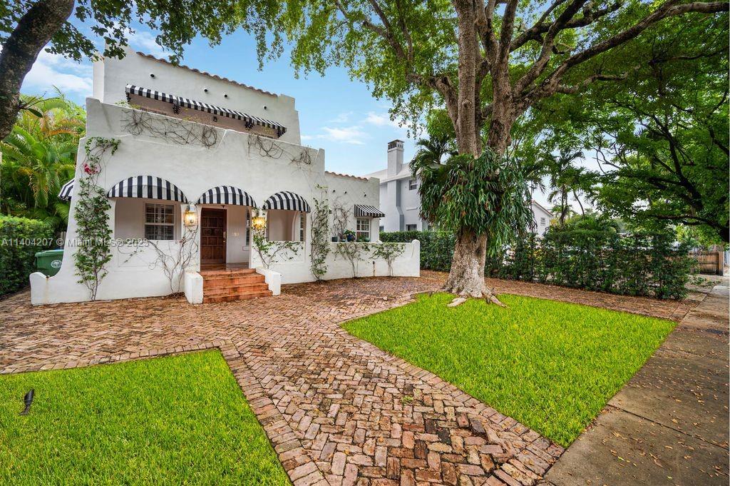 SHADOWLAWN - Residential