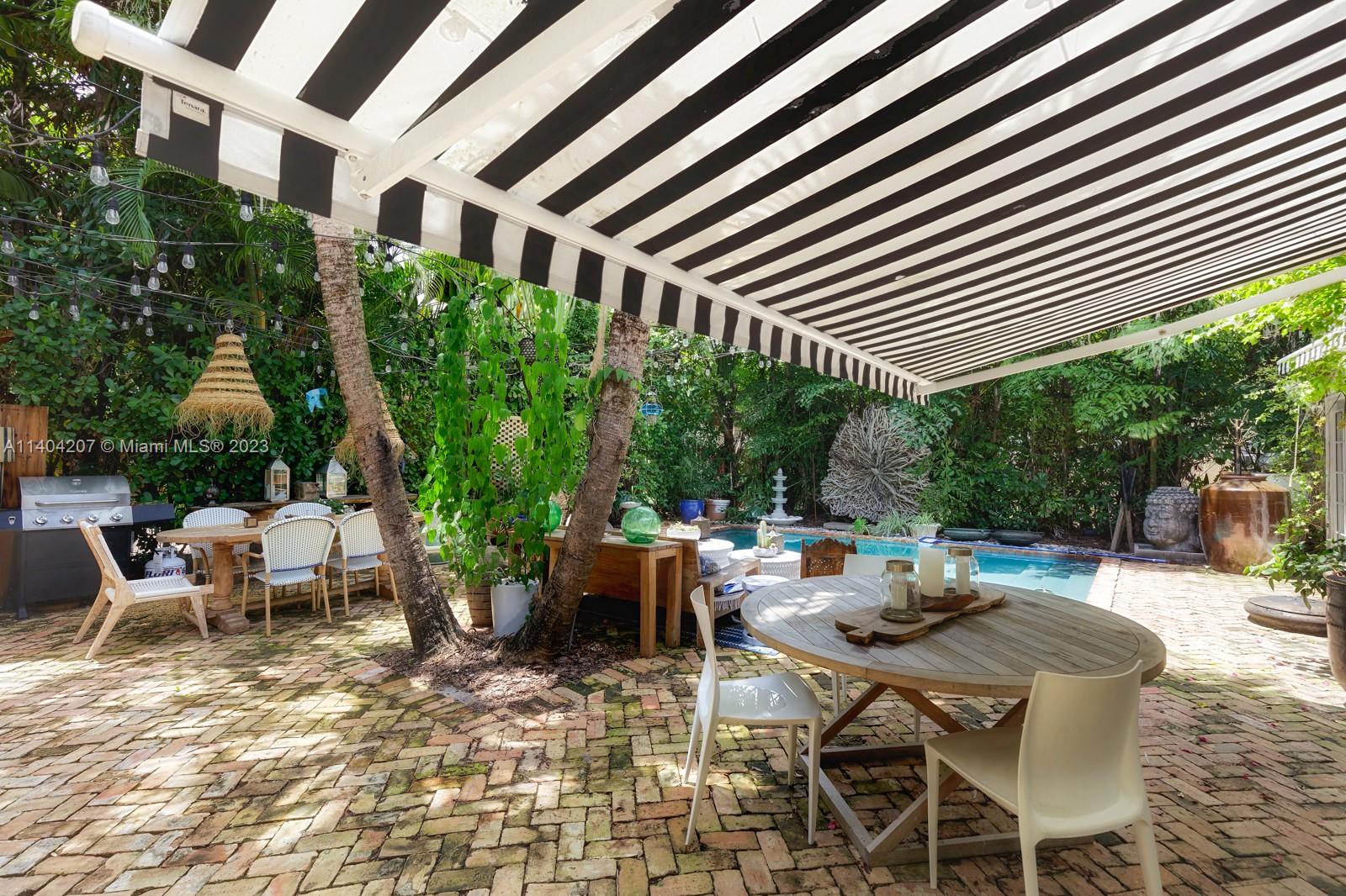 SHADOWLAWN - Residential