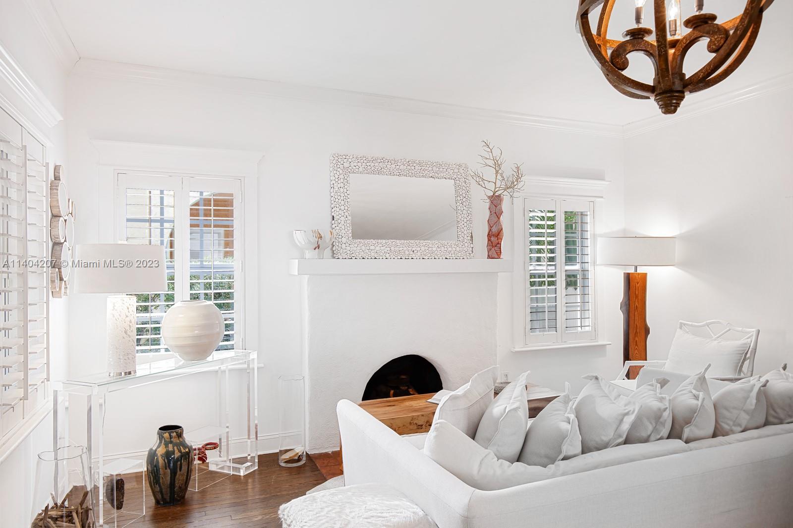 SHADOWLAWN - Residential