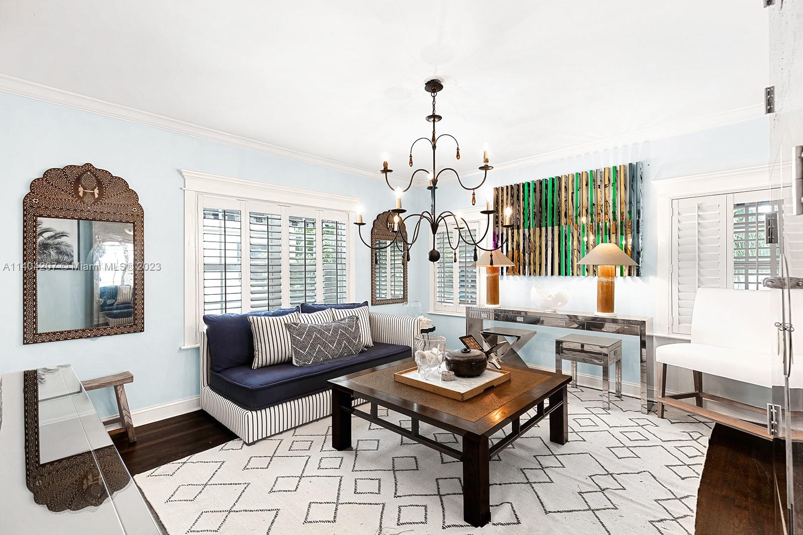 SHADOWLAWN - Residential