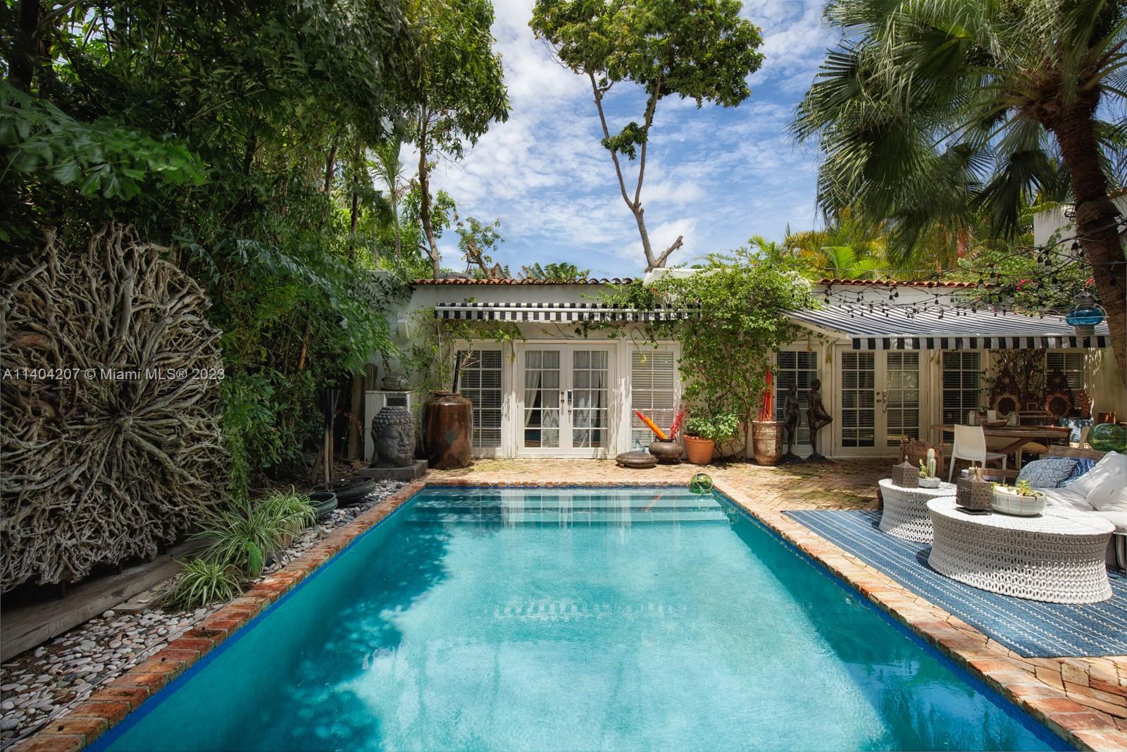 SHADOWLAWN - Residential