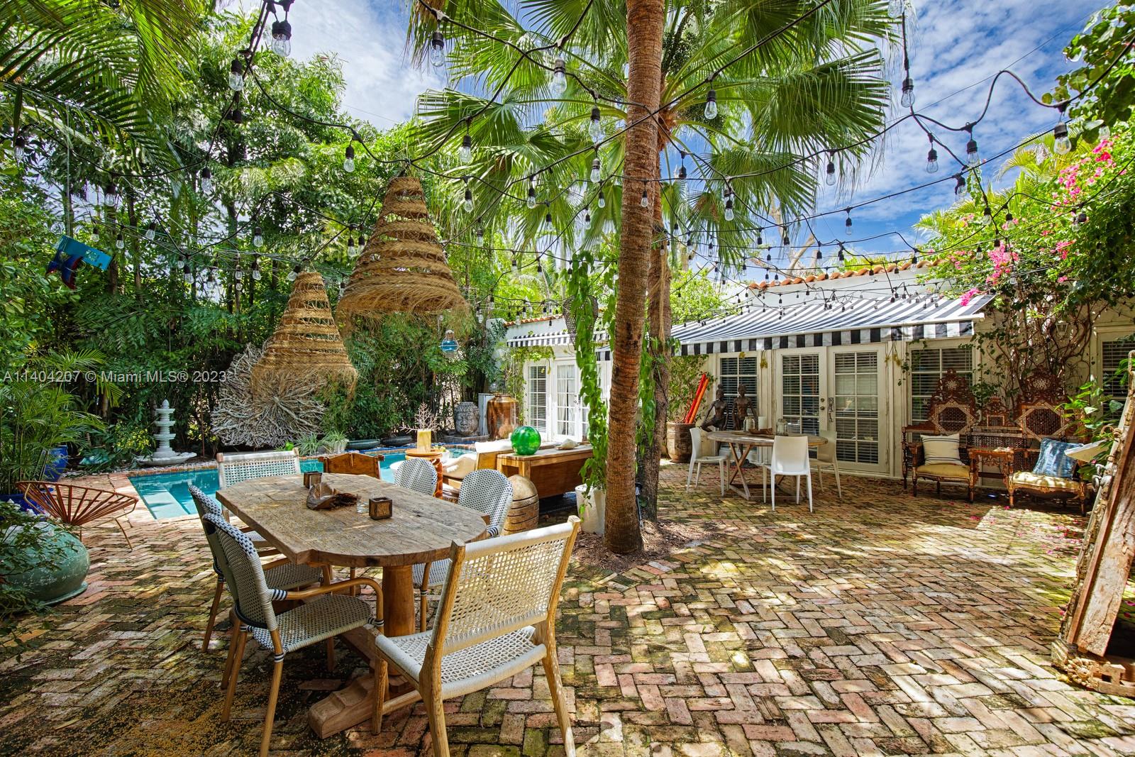 SHADOWLAWN - Residential