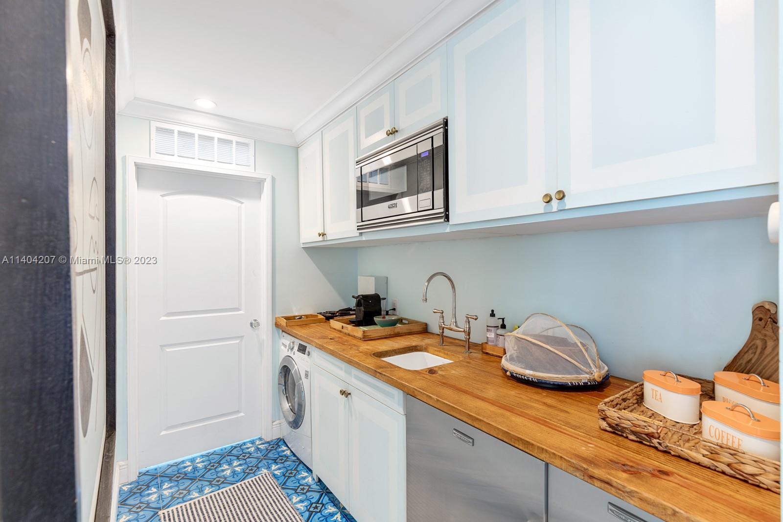 SHADOWLAWN - Residential