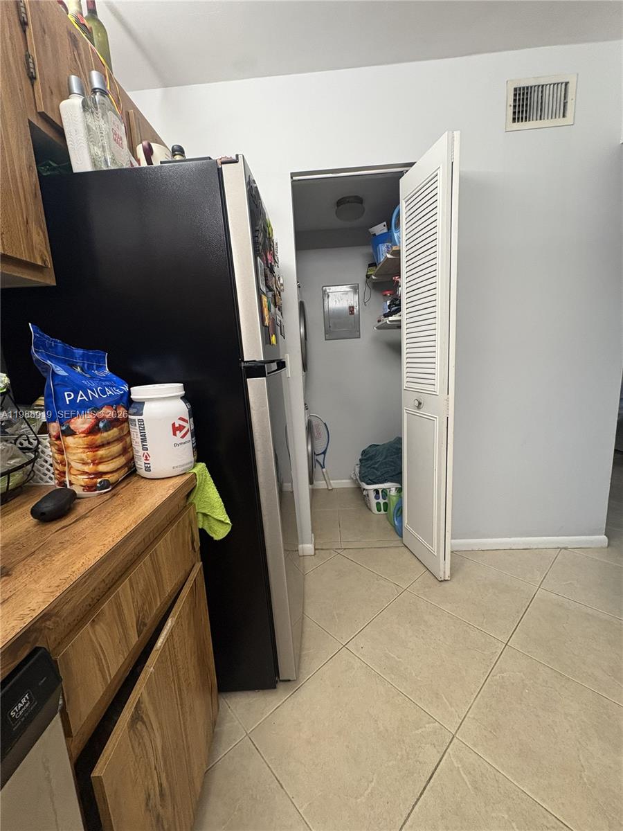 PINE RIDGE NORTH VILLAGE - Residential