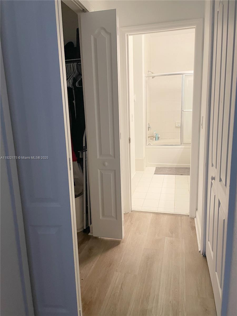 COURTYARDS THREE CONDO - Residential