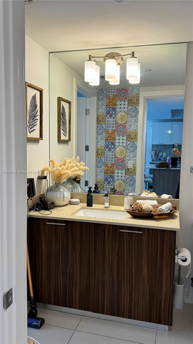 5252 PASEO CONDO - Residential