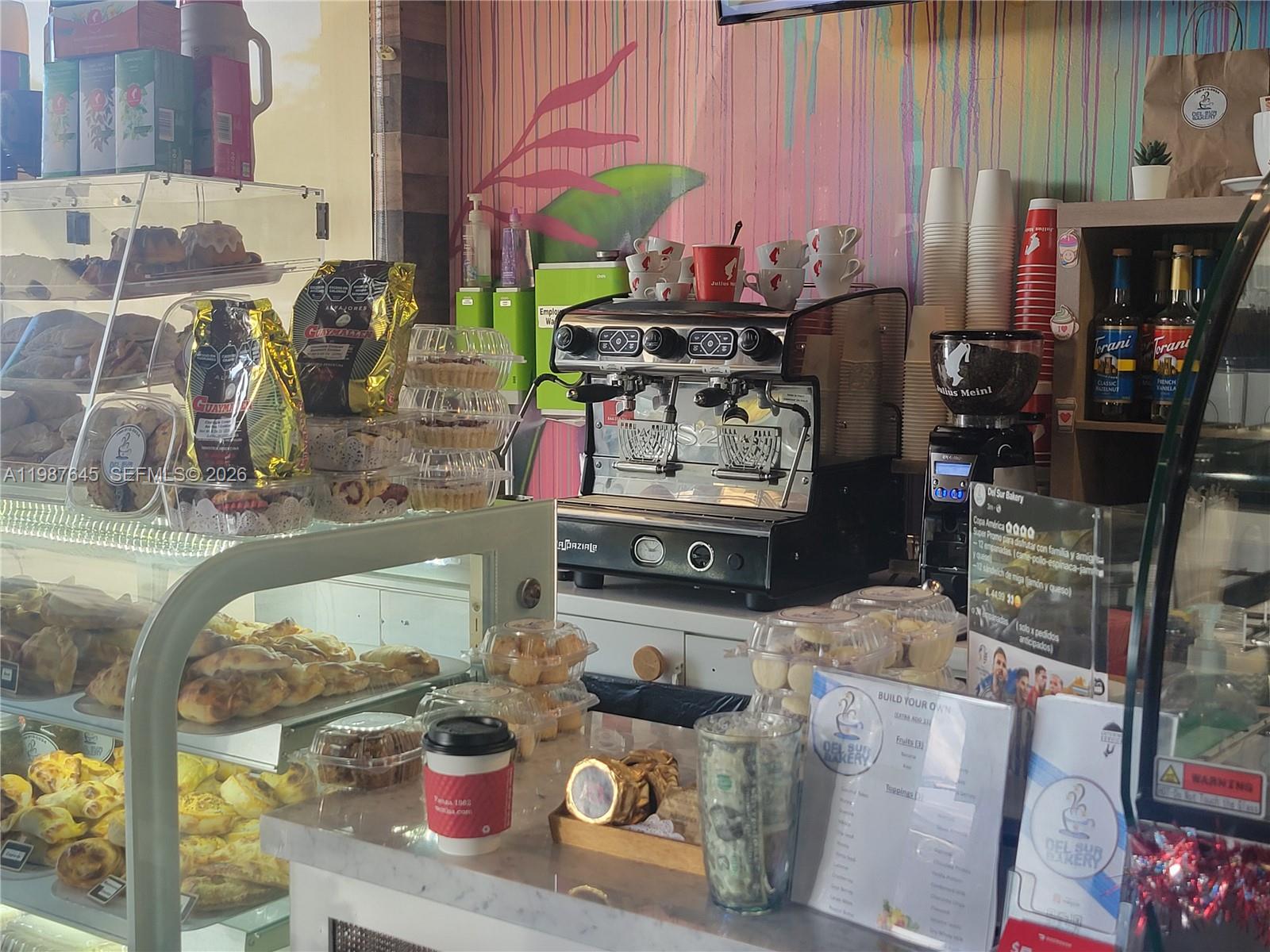 2568 NE MIAMI GARDENS