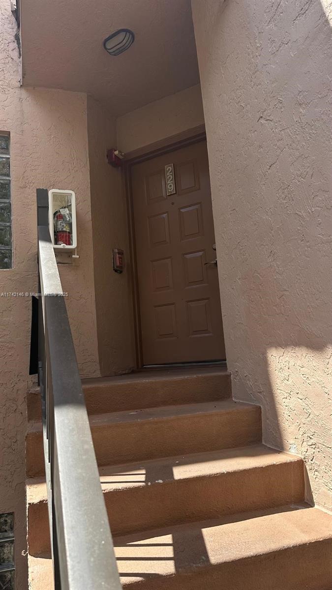 Rental Property at 10631 Nw 14th St 229, Plantation, Miami-Dade County, Florida - Bedrooms: 3 
Bathrooms: 2  - $2,400 MO.