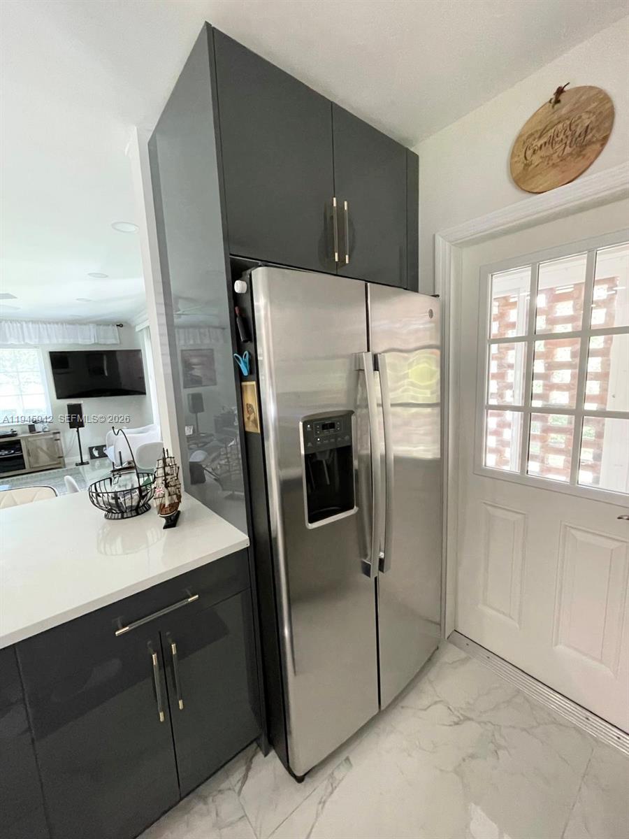 THUNDERBIRD - Residential