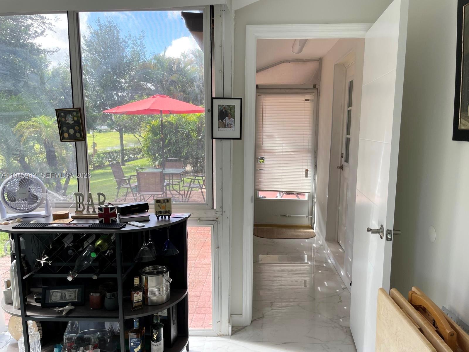 THUNDERBIRD - Residential