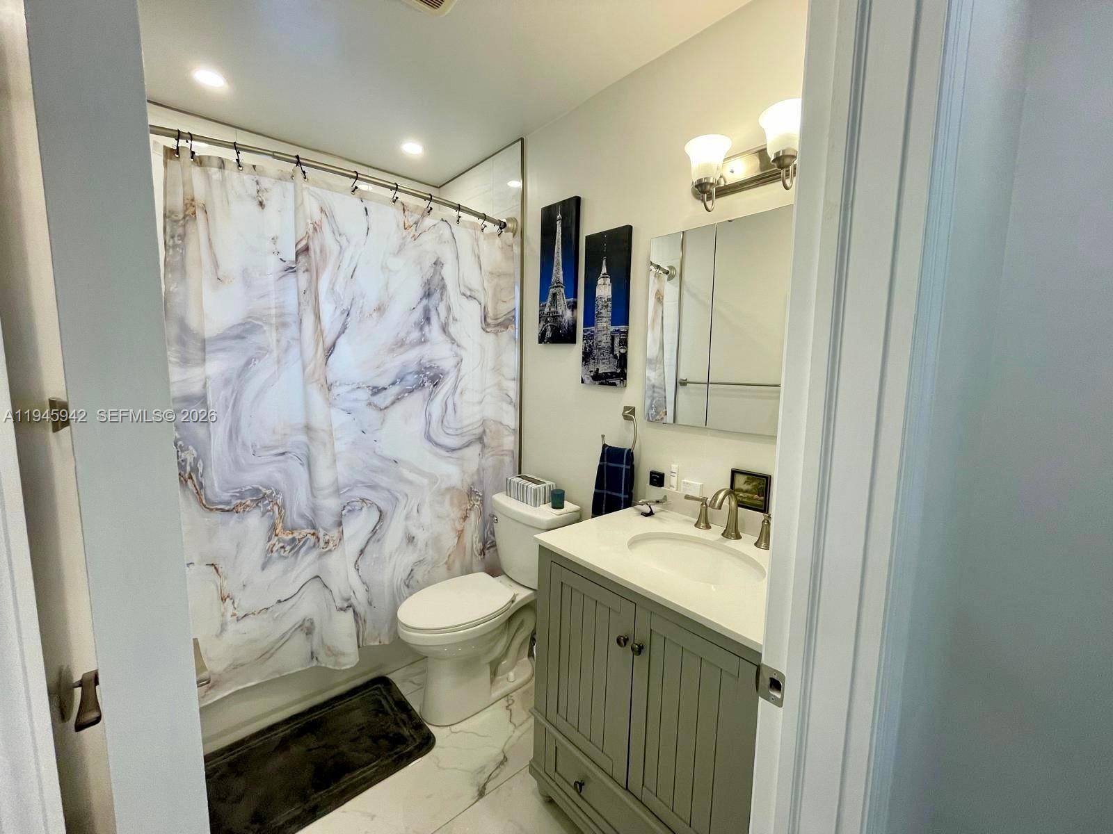 THUNDERBIRD - Residential