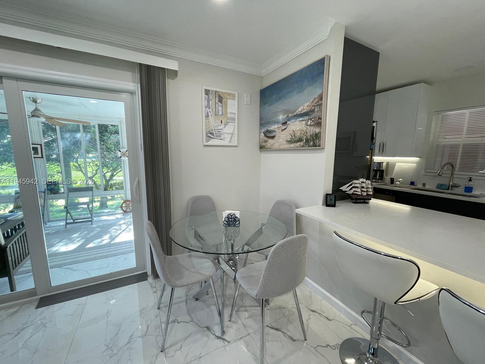 THUNDERBIRD - Residential