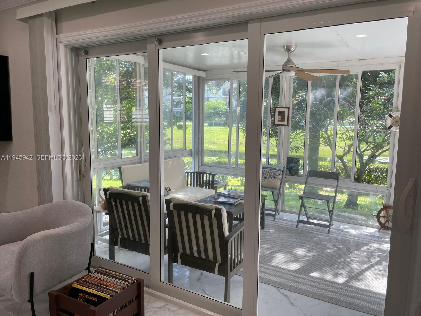 THUNDERBIRD - Residential