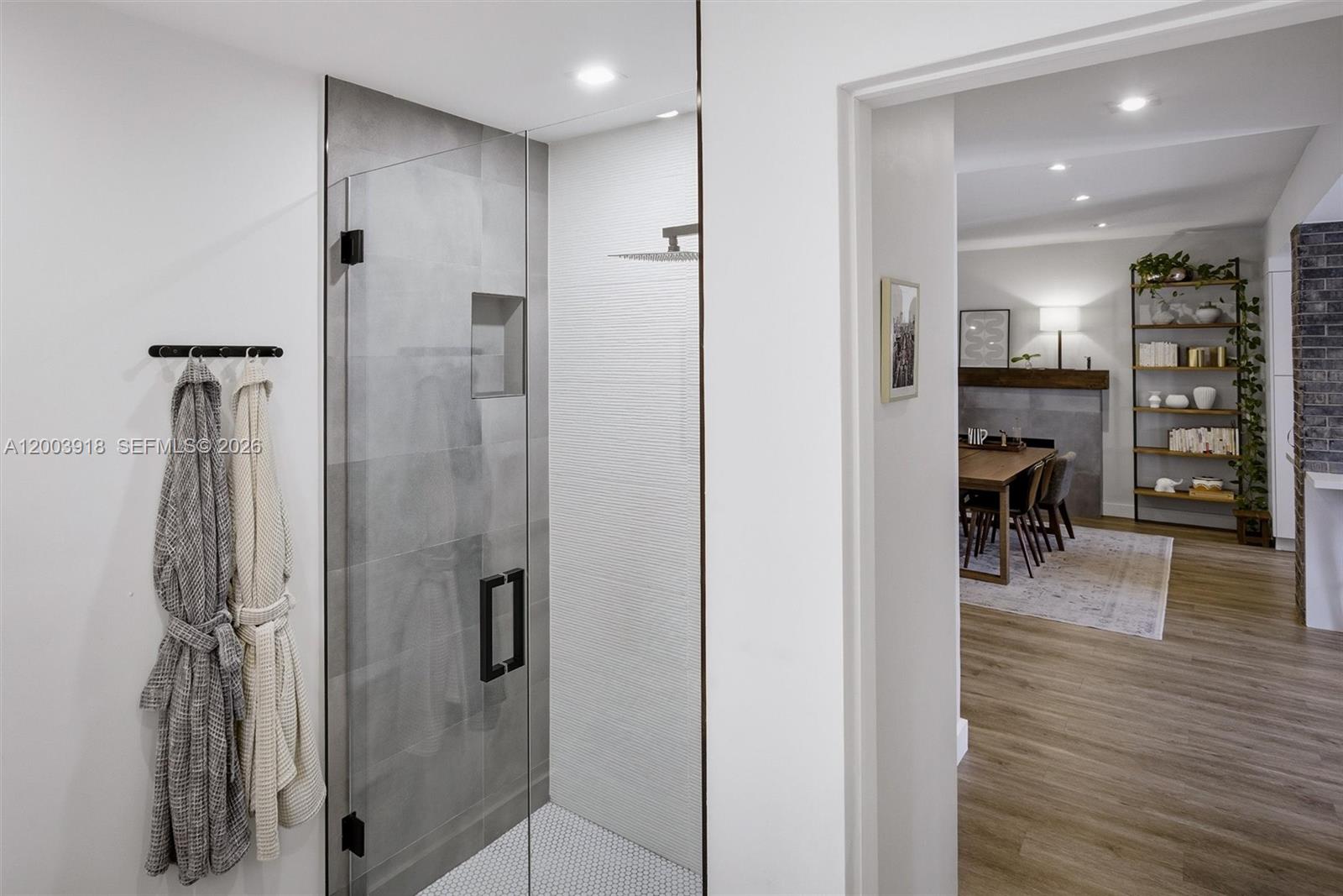 REV PL SEC 2 CC ESTATES - Residential