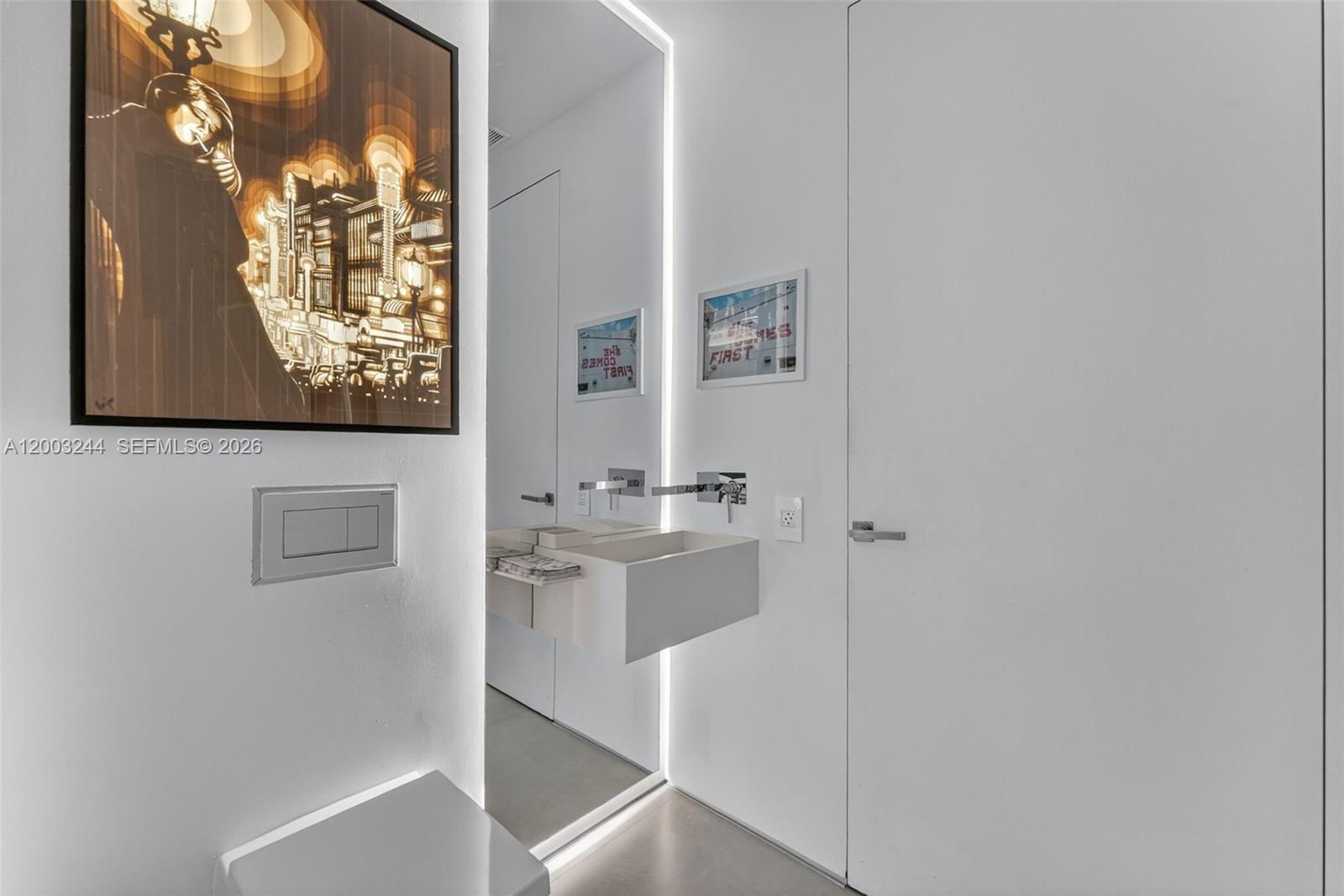 COURTS BRICKELL KEY CONDO - Residential