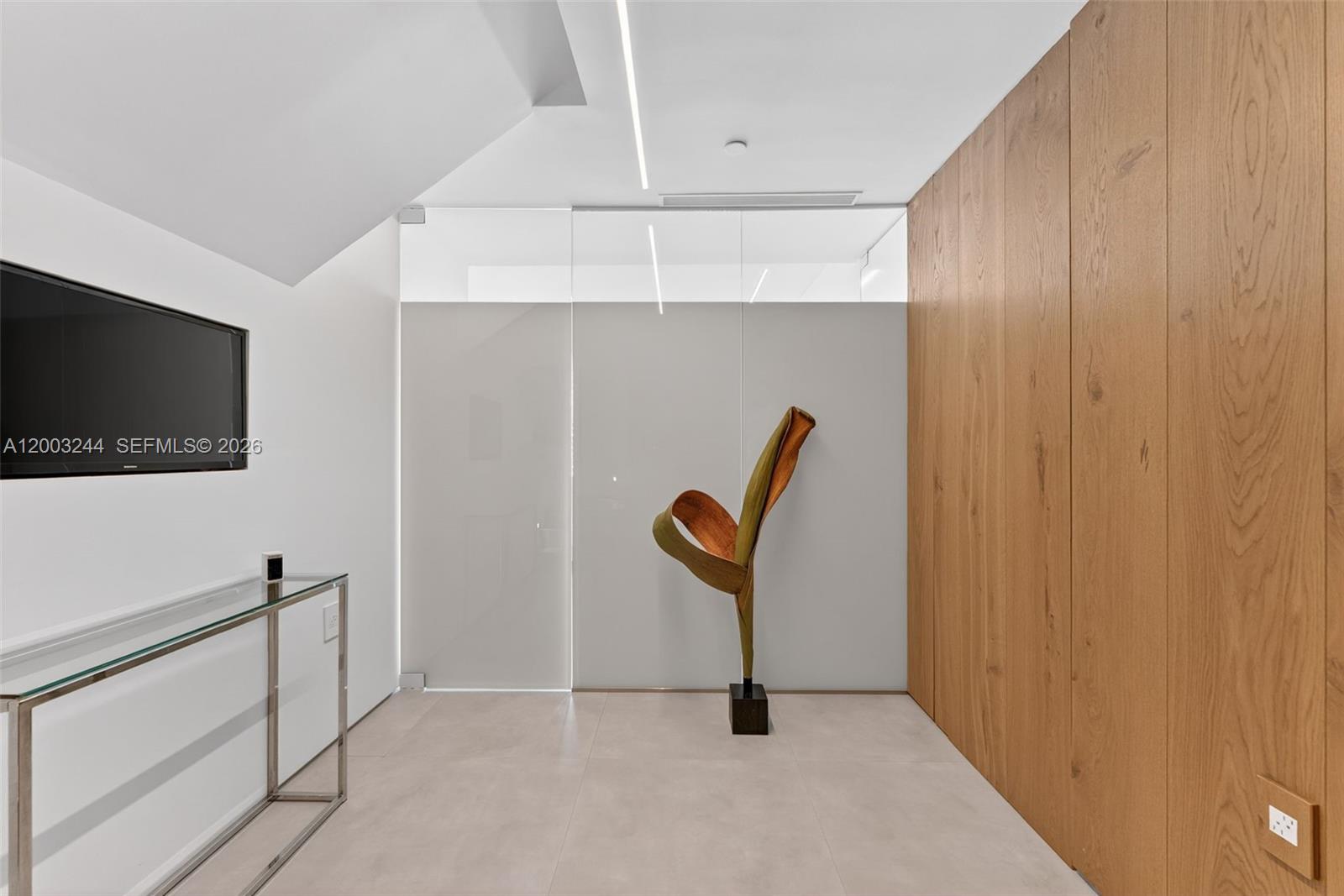 COURTS BRICKELL KEY CONDO - Residential