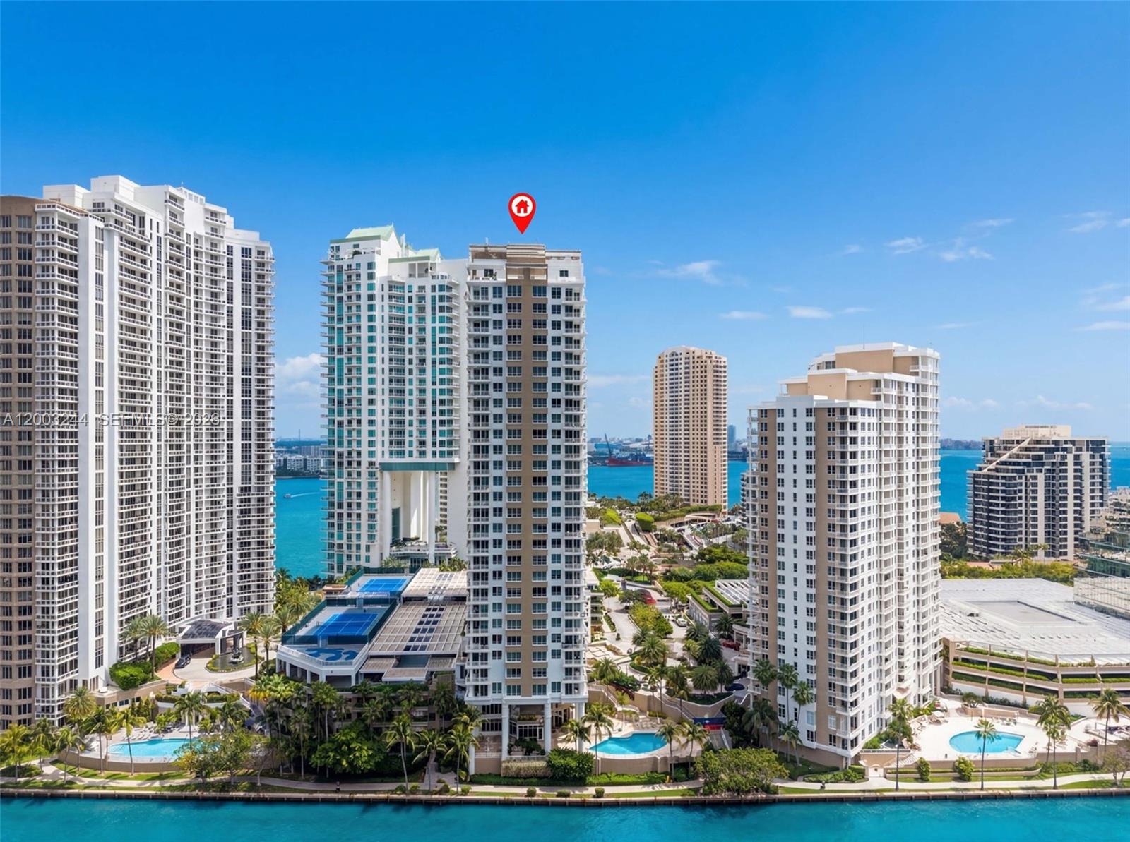 COURTS BRICKELL KEY CONDO - Residential