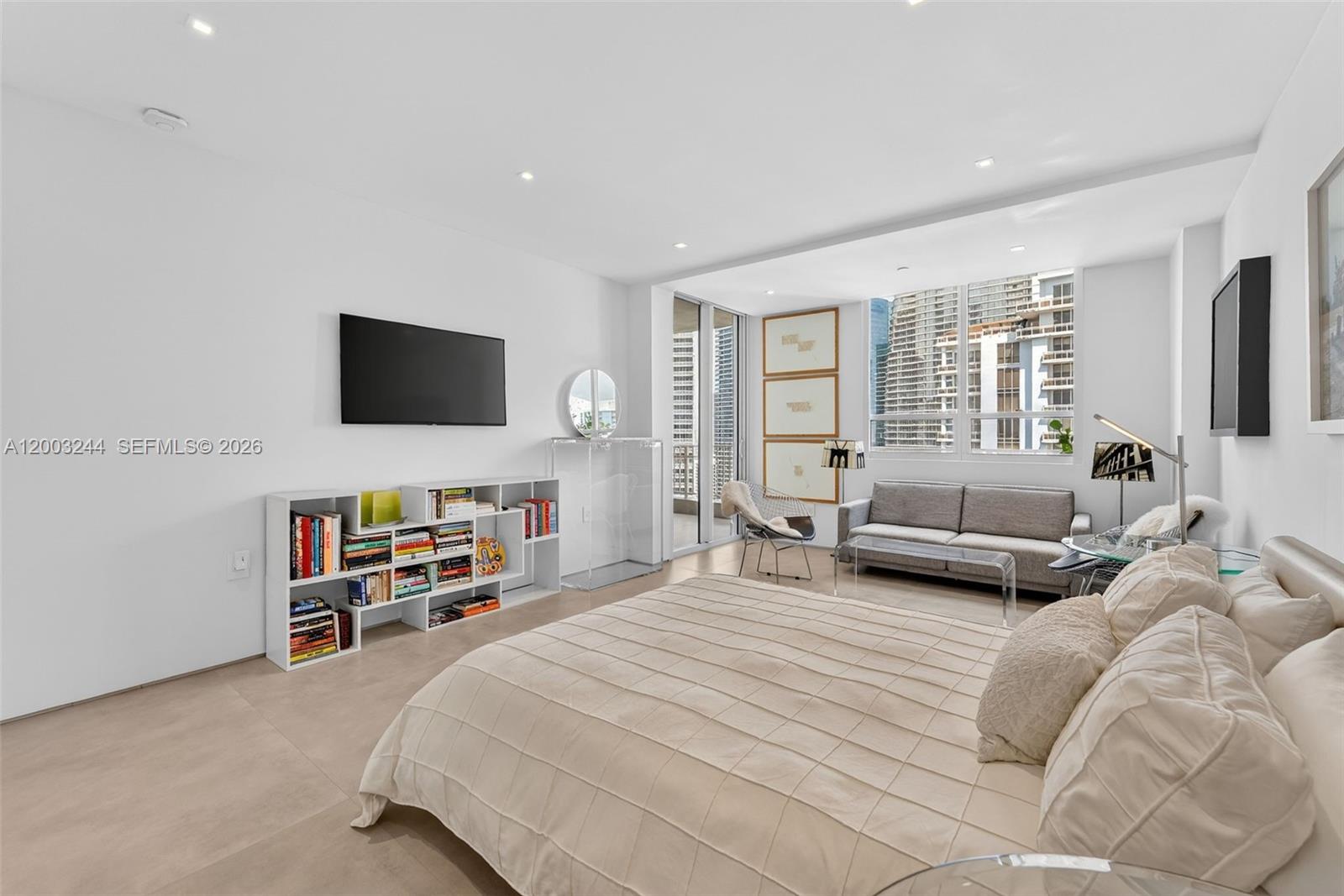 COURTS BRICKELL KEY CONDO - Residential