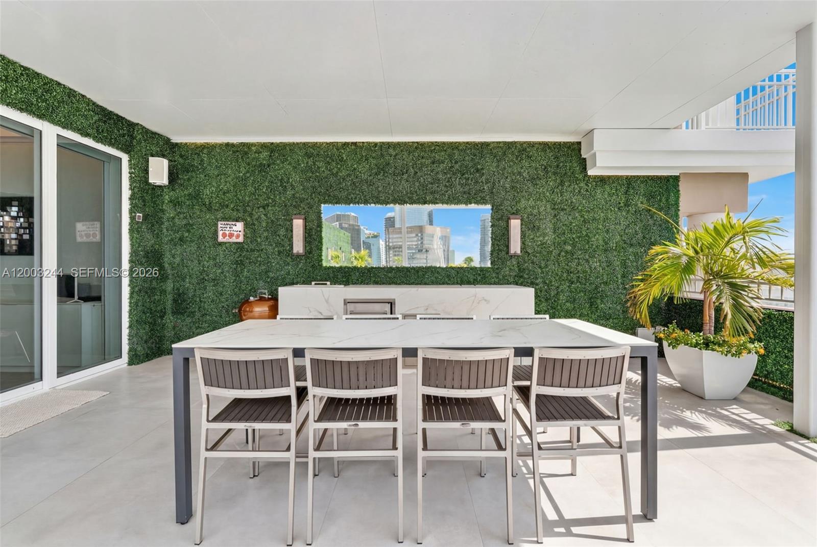 COURTS BRICKELL KEY CONDO - Residential