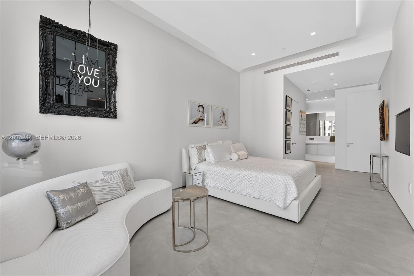 COURTS BRICKELL KEY CONDO - Residential