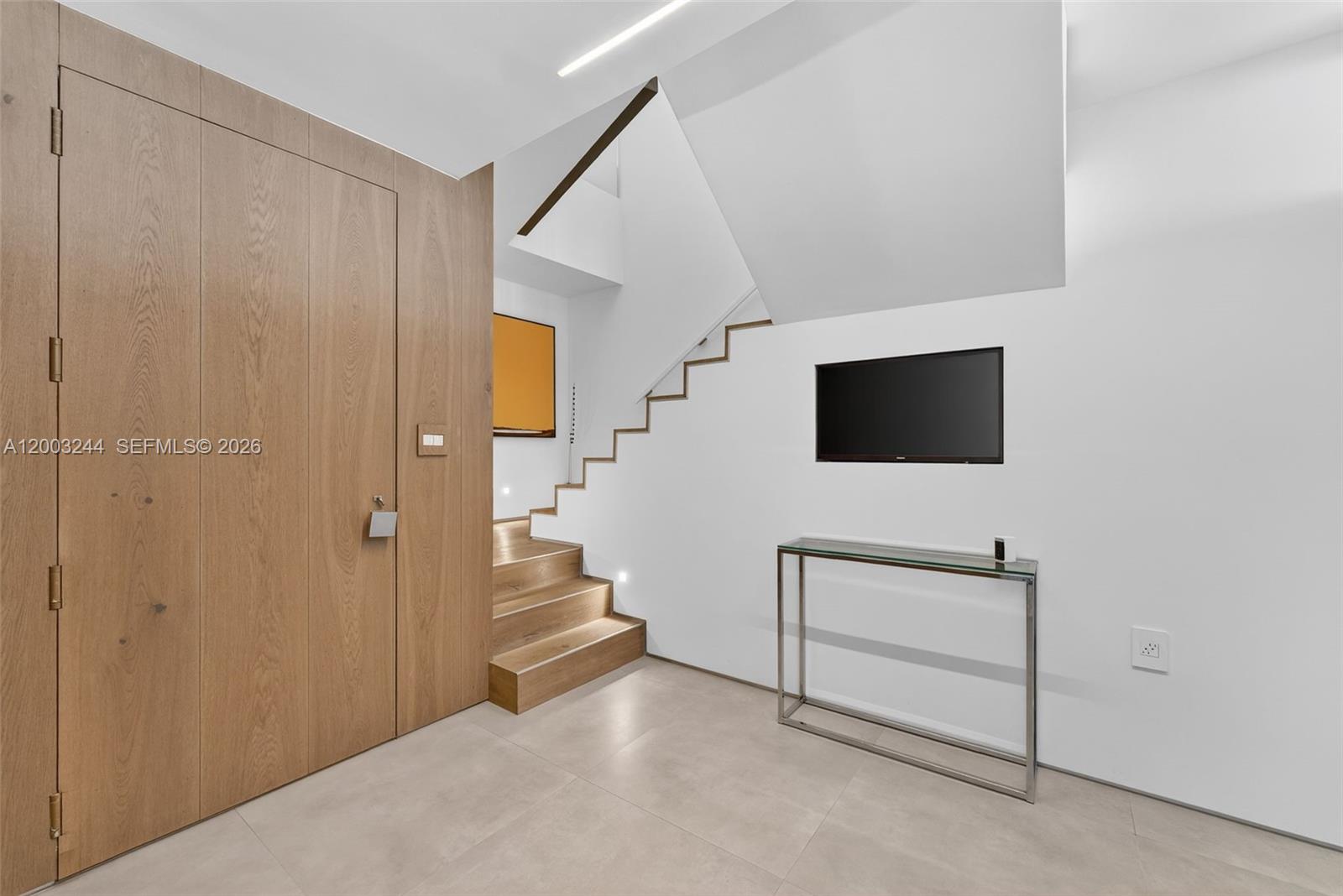 COURTS BRICKELL KEY CONDO - Residential