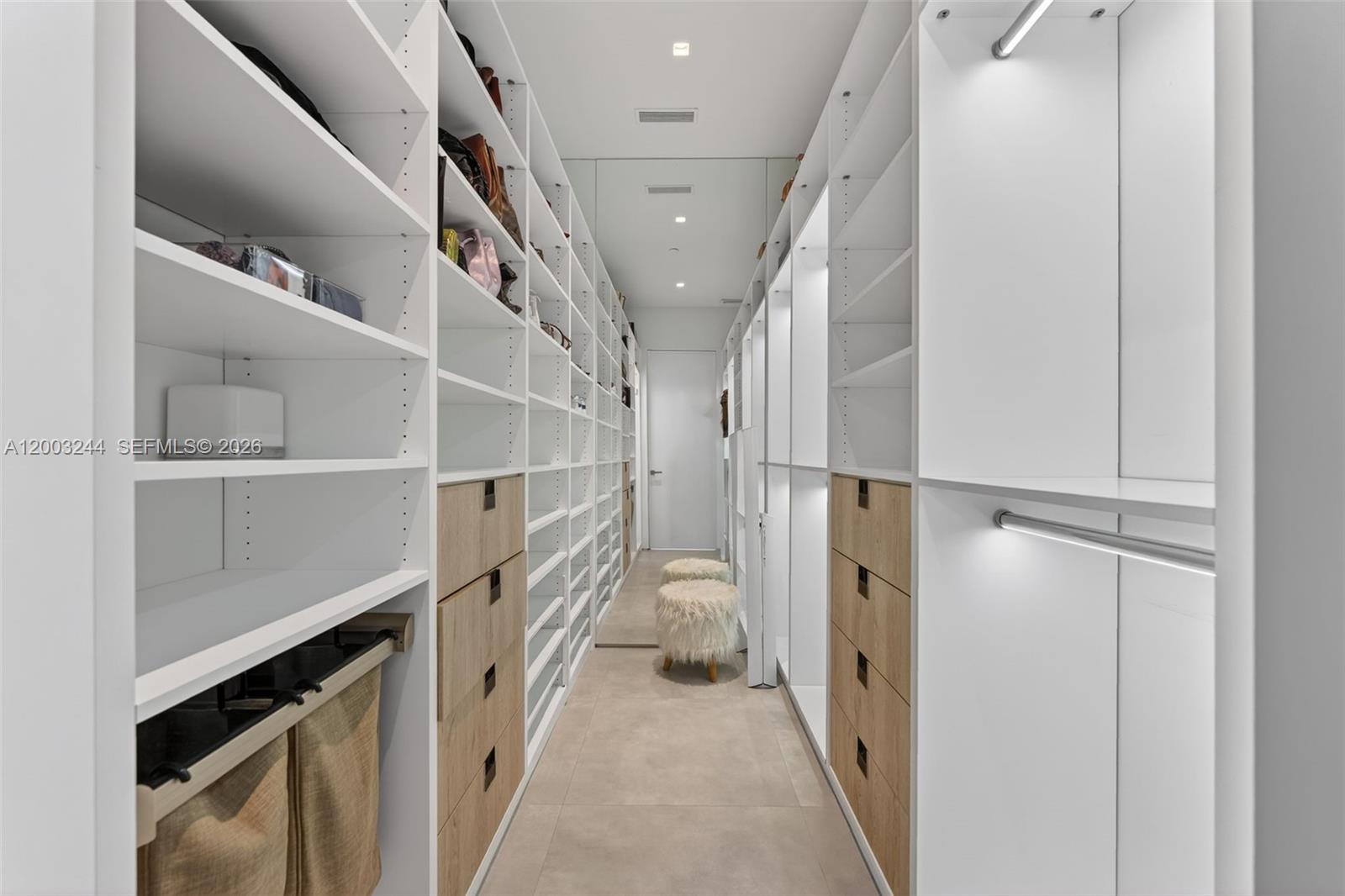 COURTS BRICKELL KEY CONDO - Residential