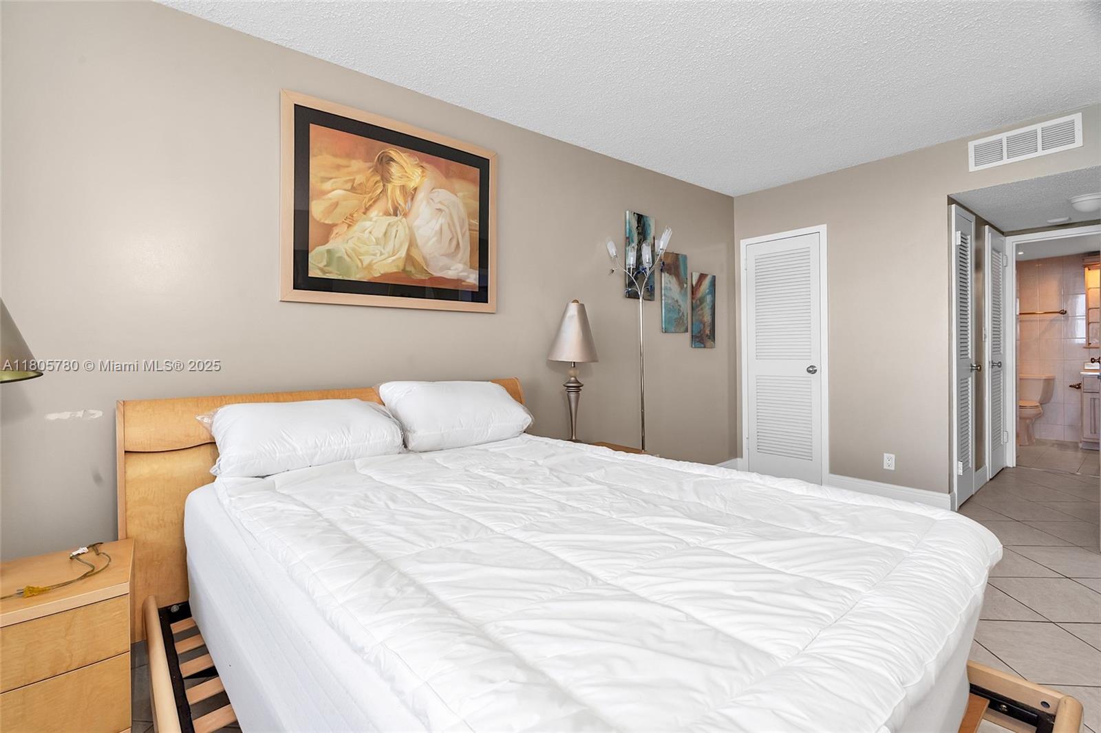 PARKER PLAZA CONDO ESTATE - Residential Lease