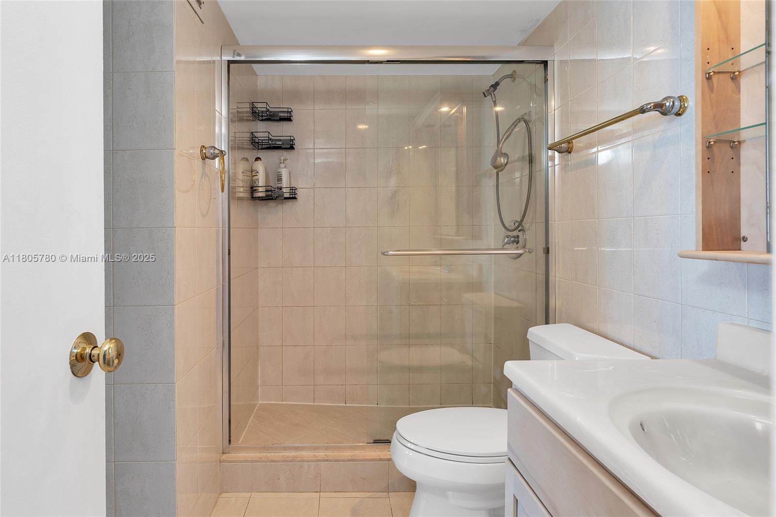 PARKER PLAZA CONDO ESTATE - Residential Lease