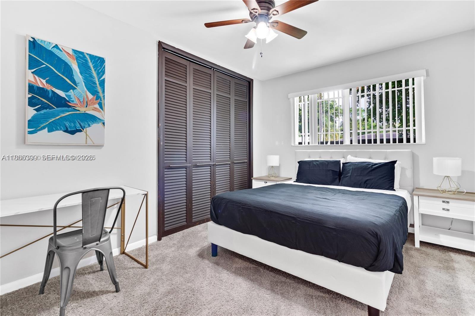 GLENDALE MANOR - Residential